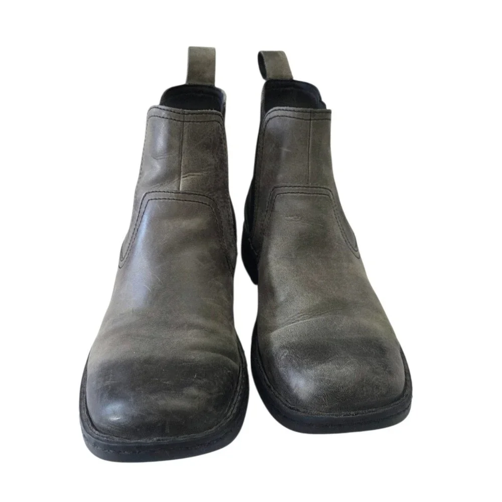 Born Men's Chelsea‎ Boots Size 11 Gray Leather Ankle Pull-On Hemlock Ankle Boot